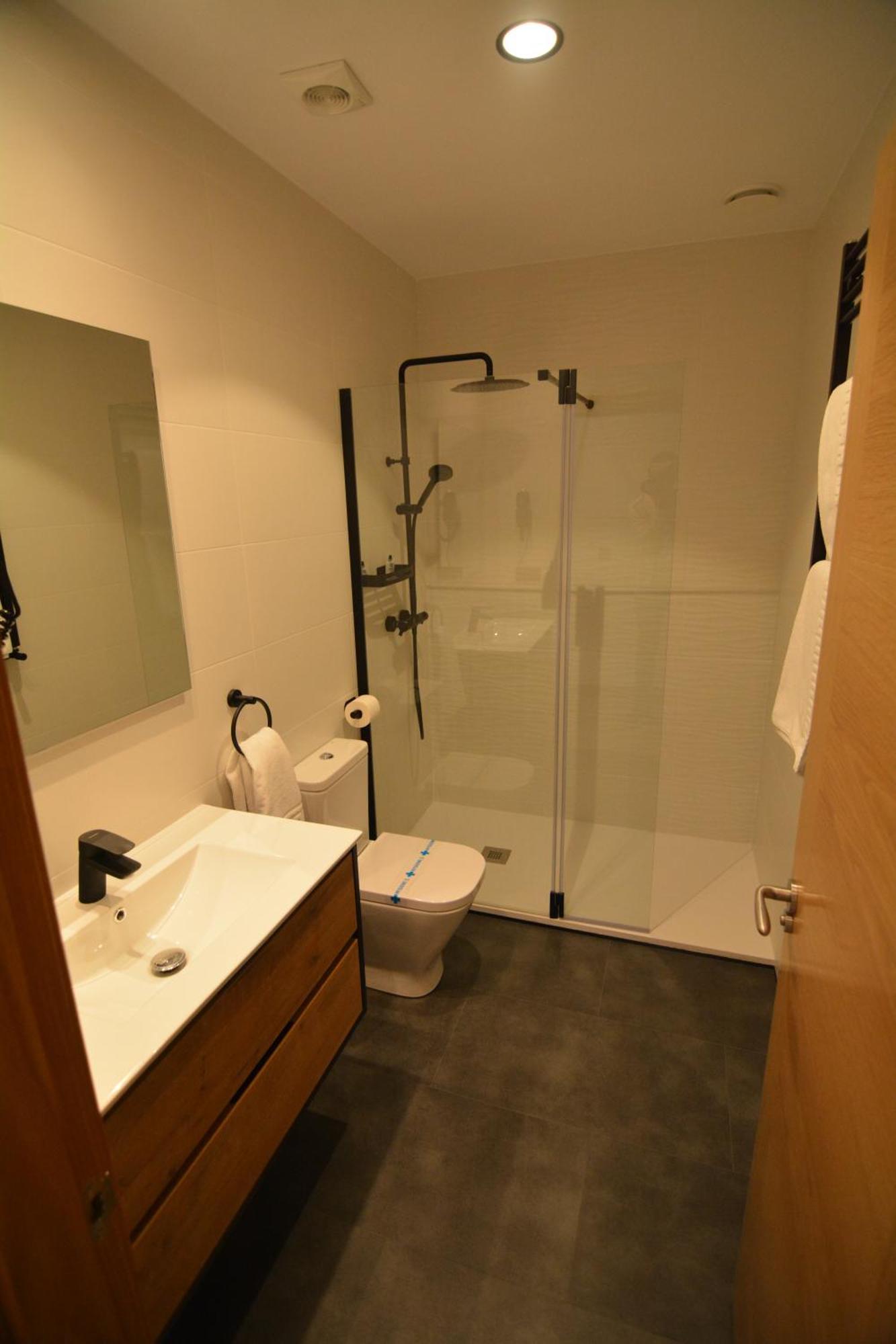 Apartamentos Fuente La Pipa Avín Esterno foto